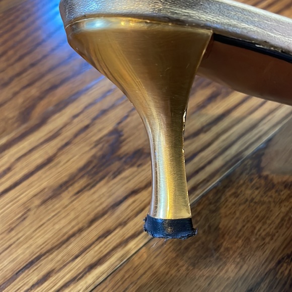 Vintage Stuart Weitzman Mystic Iridescent heels - Picture 3 of 5